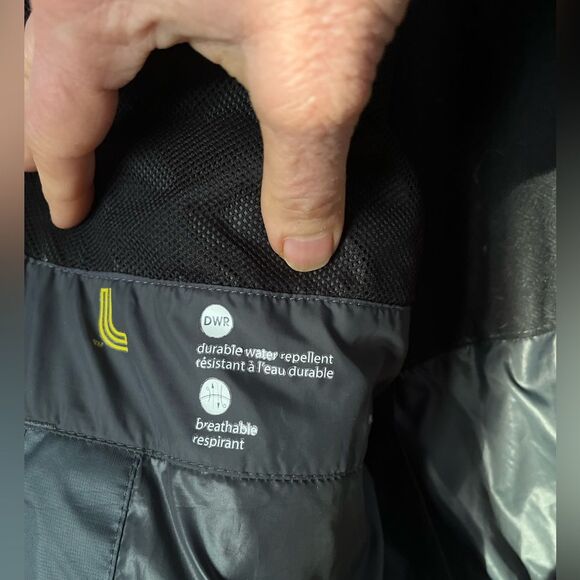 Lole Live Out Loud Every Day black hooded puffer jacket, NWOT, excellent shape,L - Picture 10 of 16